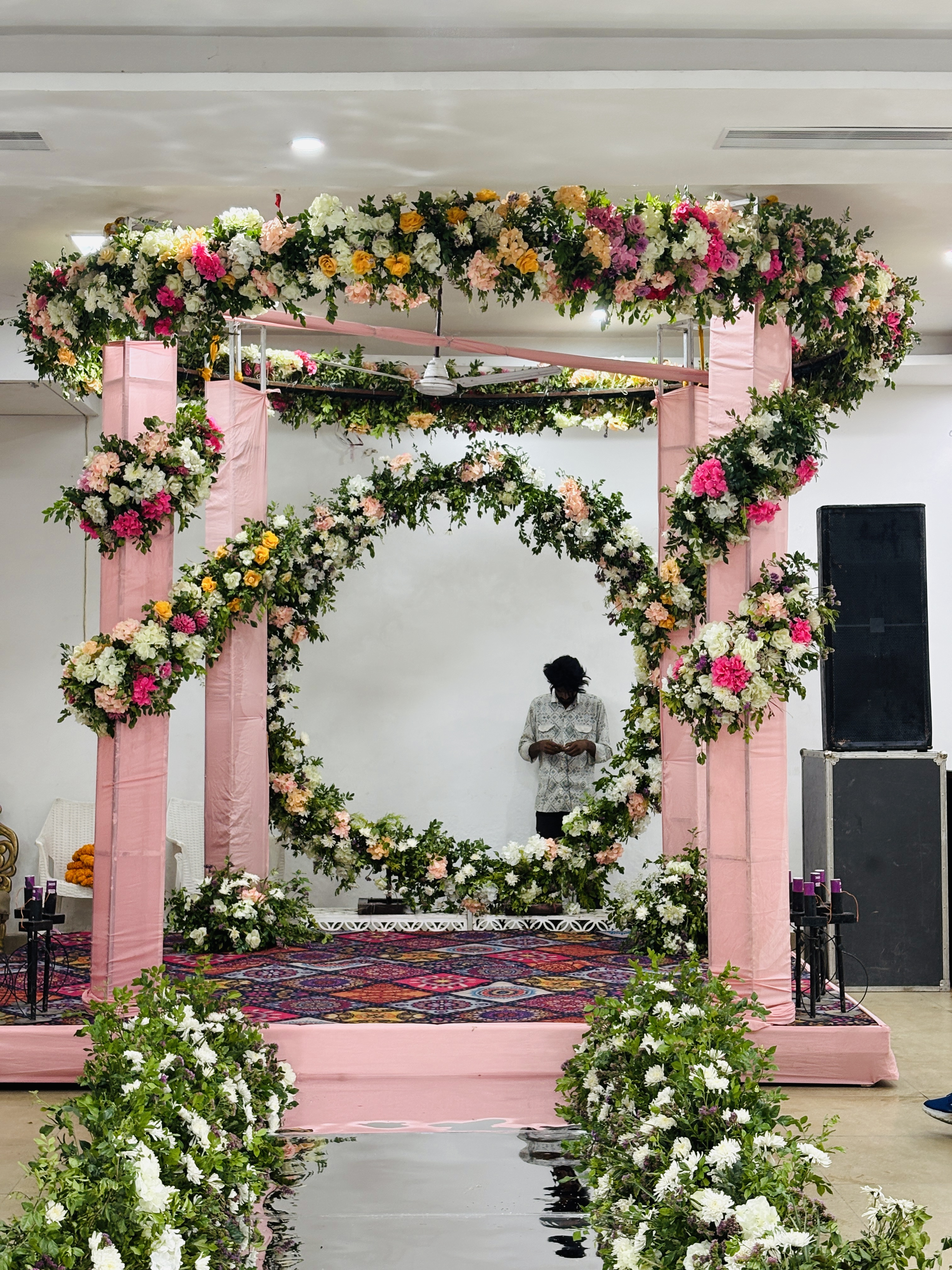 Indoor wedding decor photo at Corbett Wild Resort
